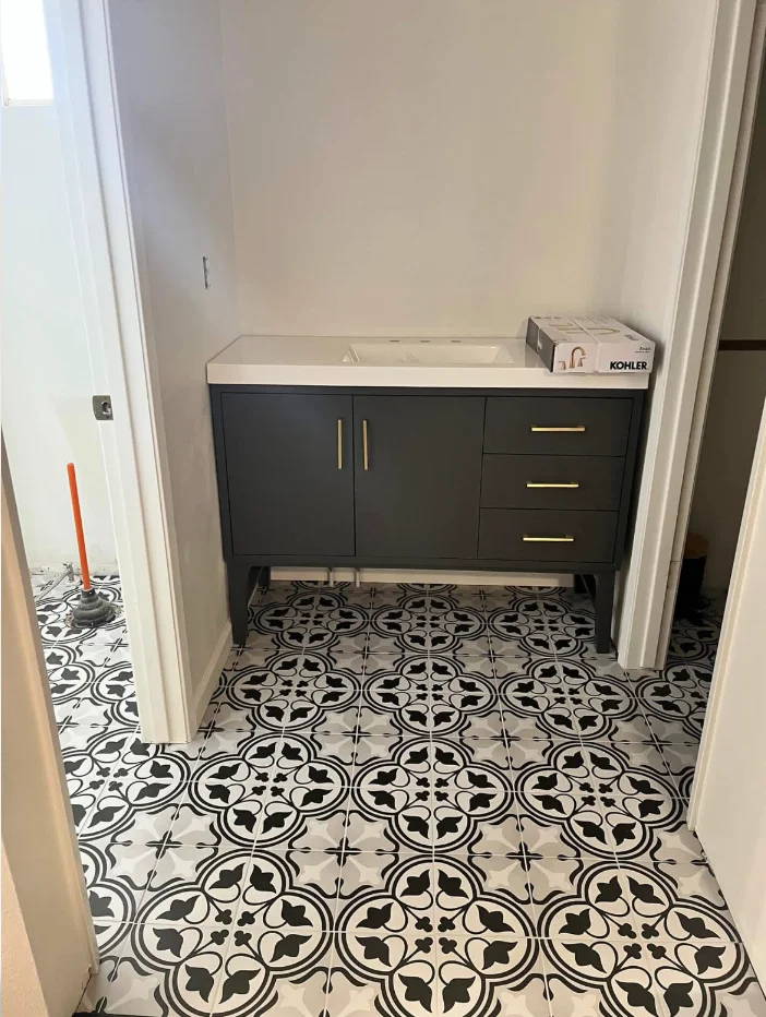 Kootenai County Master Bath & Geometric Tile